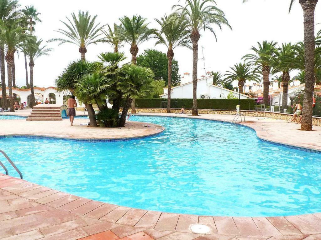 Apartamento Rey-Piscina Дения Екстериор снимка